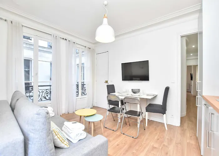 Charming 1br 4p - Louvre Museum Lejlighed *